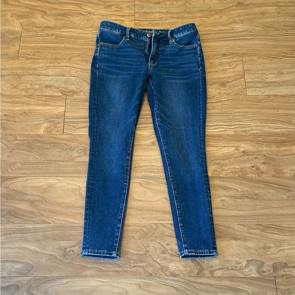 American Eagle skinny jeans, size 6P.